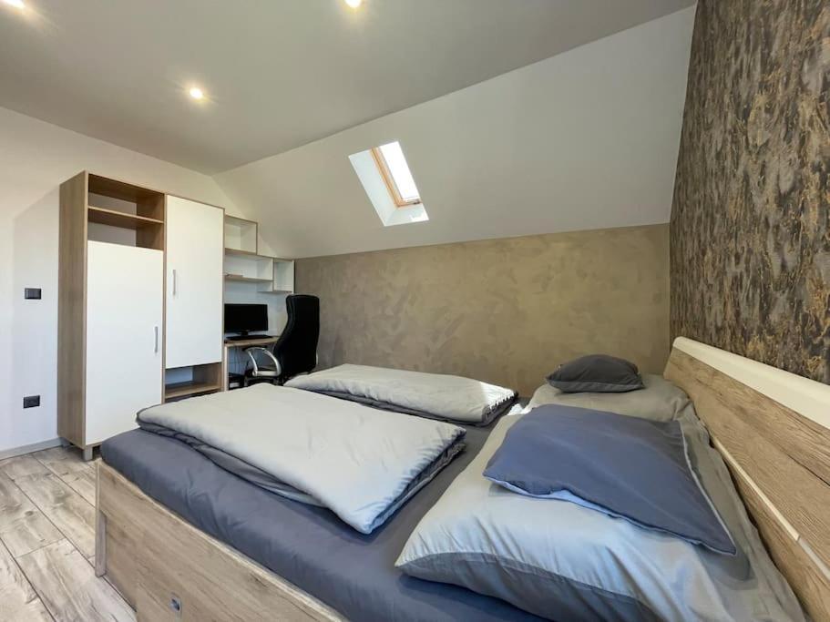 Arena Apartment Szeged Ngoại thất bức ảnh